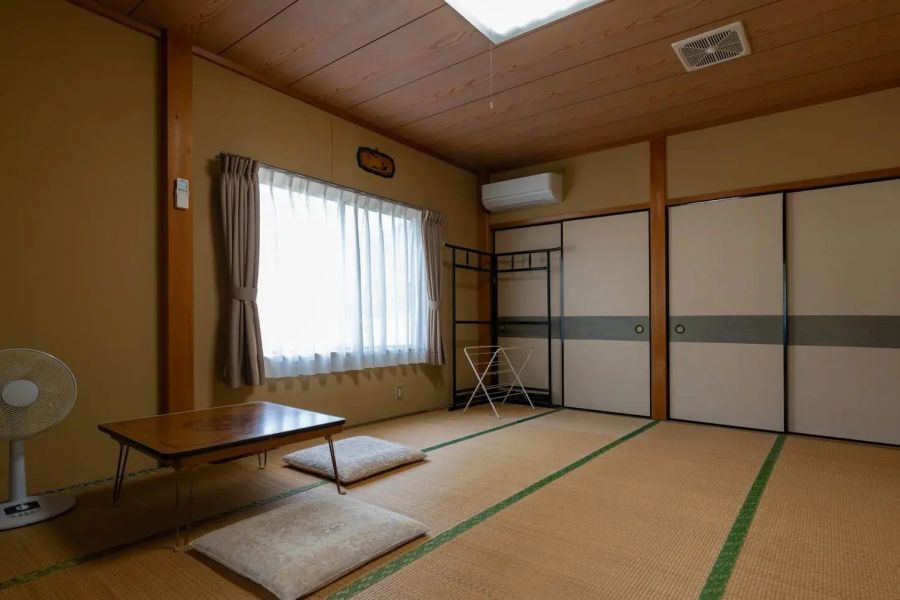 民宿 上出屋