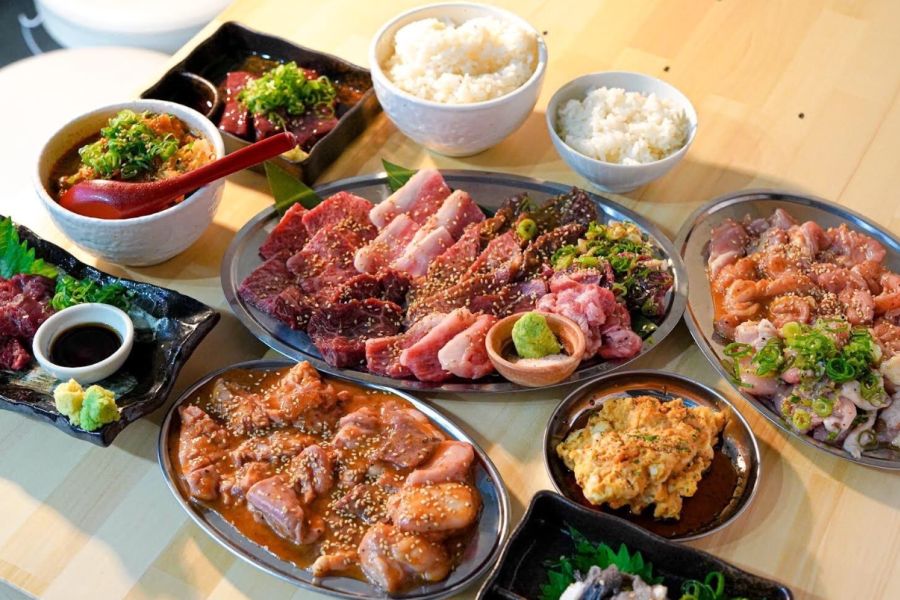 大衆焼肉酒場 ホルモン熱男＜南草津店＞