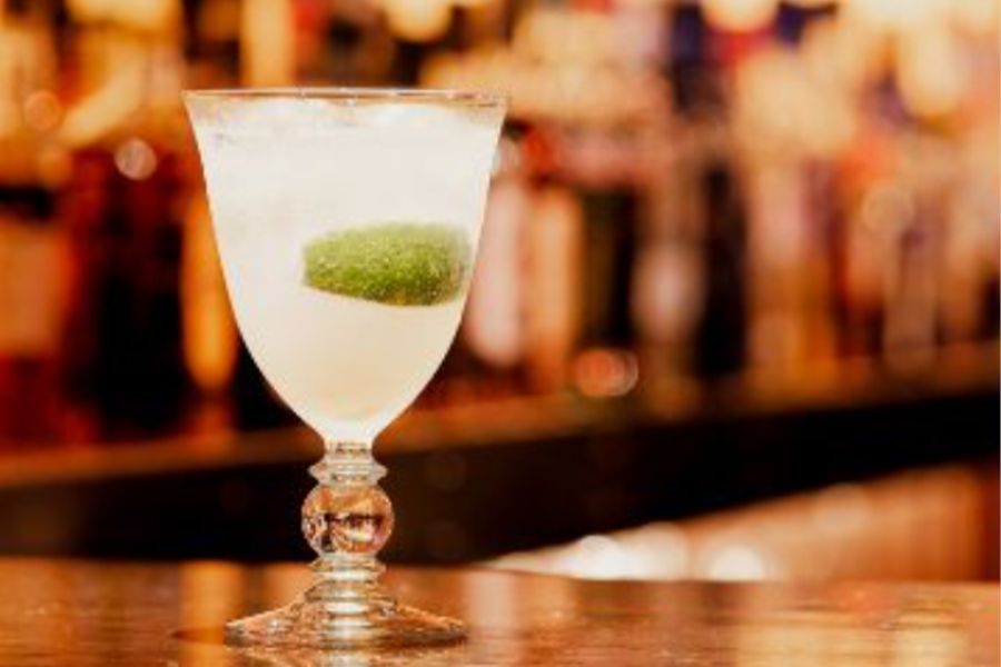 SUNTORY BAR AVANTI 1923