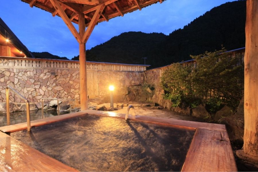 大館 雪沢温泉郷 清風荘