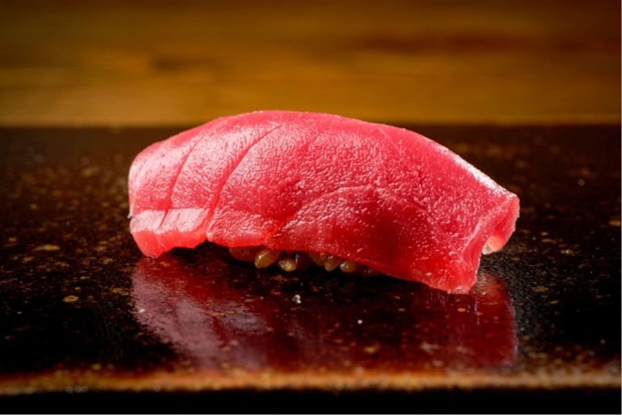 麻布十番　鮨　すずめ