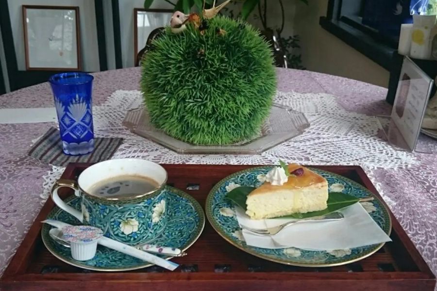 彫金工房「月」＆カフェサロン「銀」