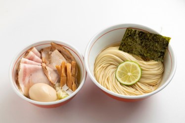 特級鶏蕎麦龍介 土浦学園通り店