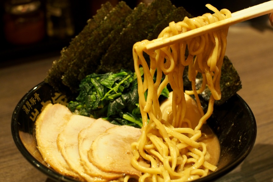濃厚豚骨ラーメン 岩本家