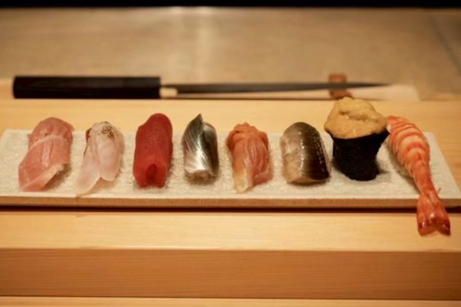 六本木きんめ鮨