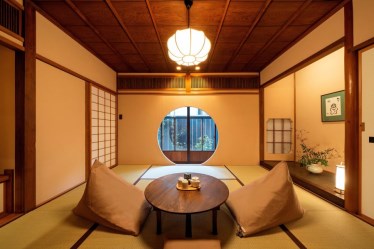 くろほろ (町家レジデンスイン金沢)