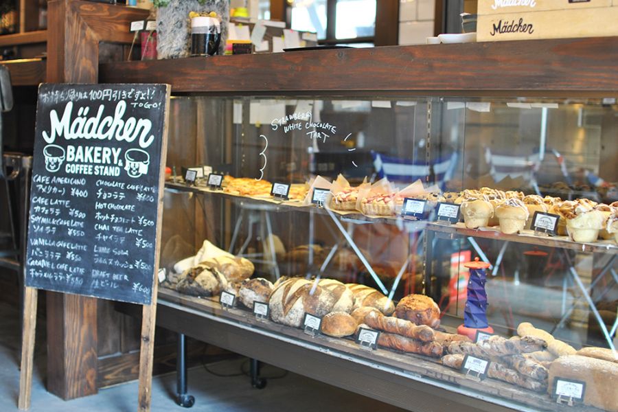 Madchen BAKERY & COFFEE STAND