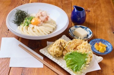 僕とうどんとかつおだし あべのキューズモール店