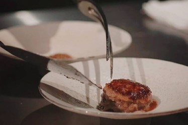 鉄板焼きステーキハウスiron