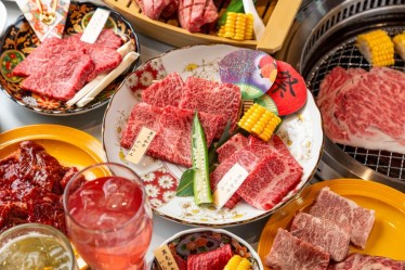 黒毛和牛食べ放題 焼肉左近 梅田店