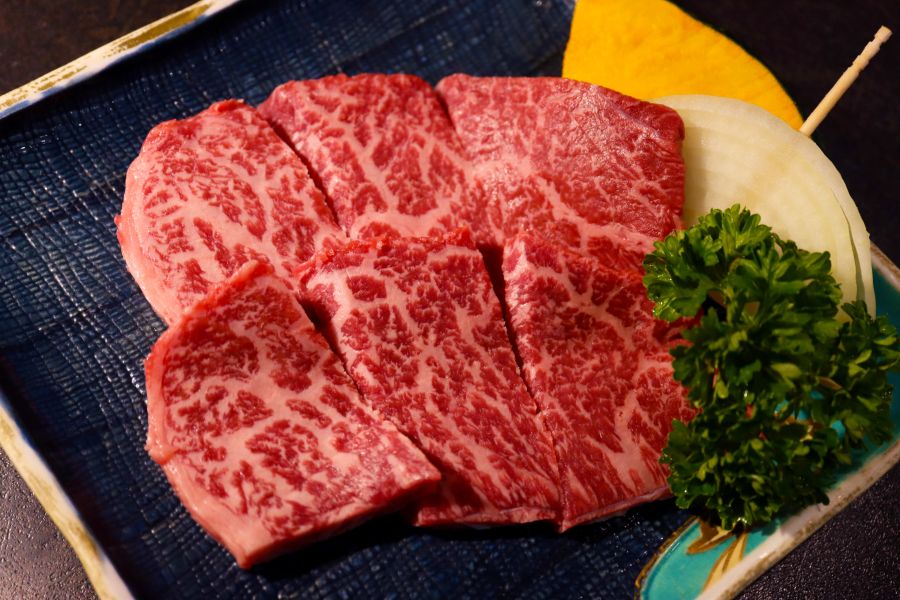 炭火焼肉　七福