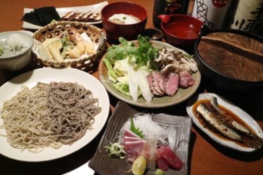 手打ちそば処 卓（たく）