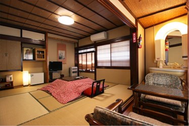 隼人旅館