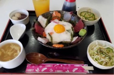 食事処 錦屋